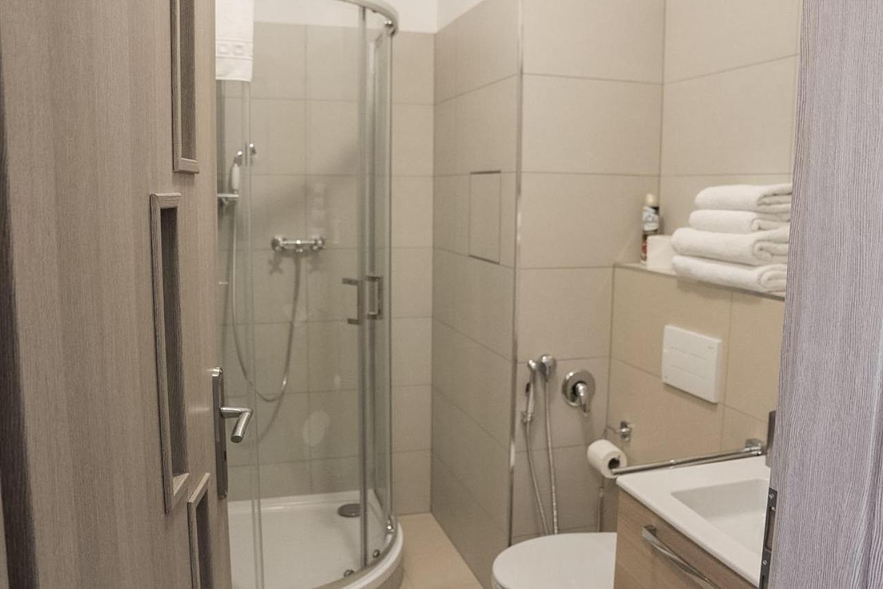 קרלובי וארי Apartments Moravska 24 מראה חיצוני תמונה