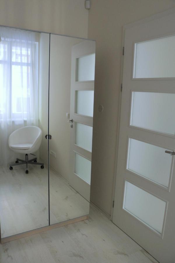 קרלובי וארי Apartments Moravska 24 מראה חיצוני תמונה